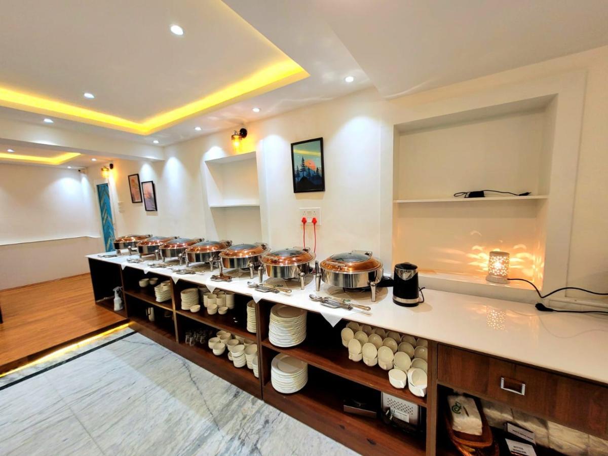 Hotel Royal Plaza Srinagar  Luaran gambar